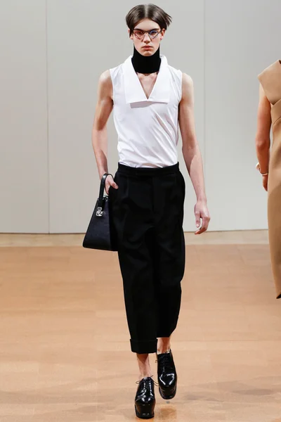 Look 6